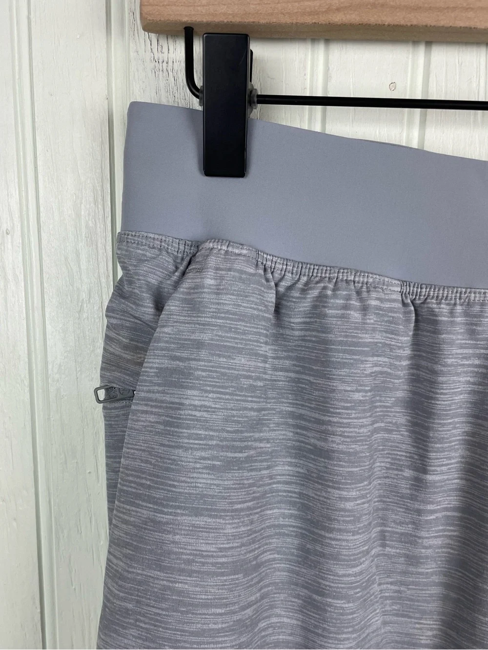 Lululemon T.H.E Shorts Men's Medium Gray Linerless M7AATS Running Performance